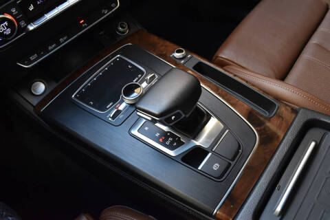 2020 Audi Q5 quattro Premium Plus 45 TFSI