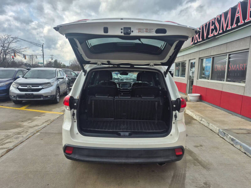 2017 Toyota Highlander