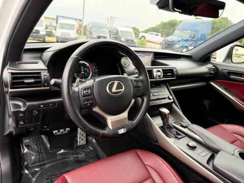 2017 Lexus IS 200t