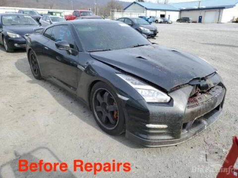 2013 Nissan GT-R Premium