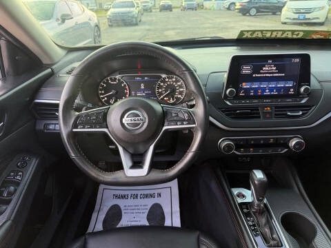 2021 Nissan Altima 2.5 SR