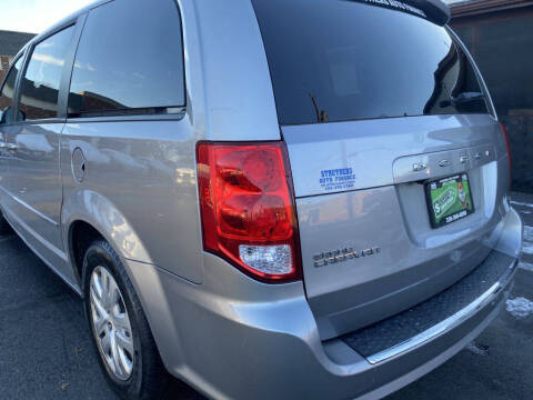 2017 Dodge Grand Caravan SE