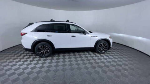 2025 Mazda CX-70 Plug-in Hybrid Premium