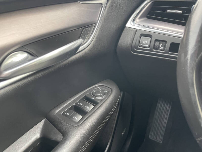 2022 Cadillac XT5 Luxury