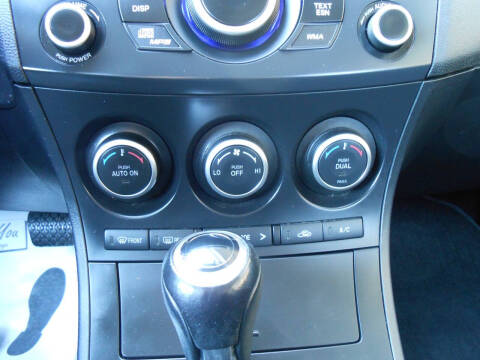 2013 Mazda MAZDA3 i Touring