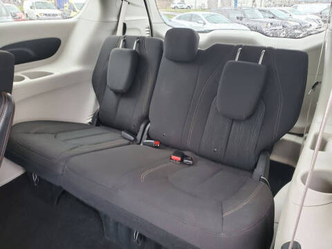 2018 Chrysler Pacifica Touring Plus