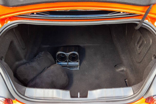 2019 Chevrolet Camaro 36