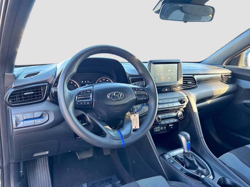 2019 Hyundai Veloster