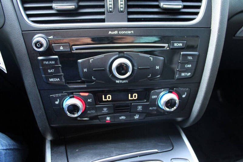 2014 Audi A4 2.0T quattro Premium Plus