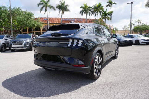 2025 Ford Mustang Mach-E Select