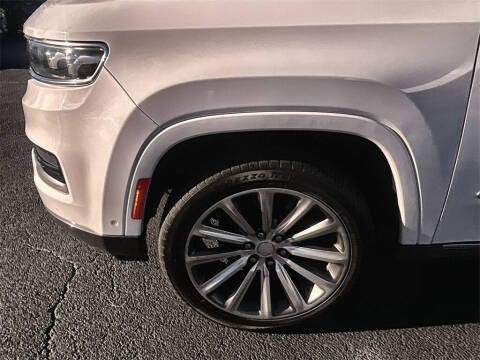 2022 Jeep Grand Wagoneer Series II