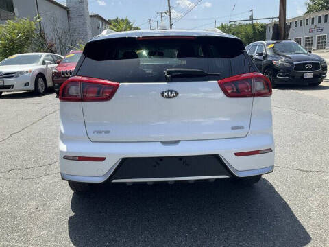2017 Kia Niro LX