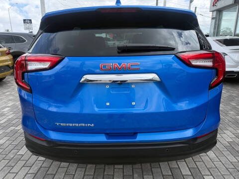 2024 GMC Terrain SLE
