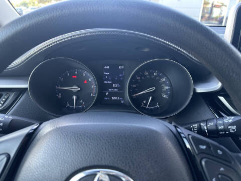 2020 Toyota C-HR XLE