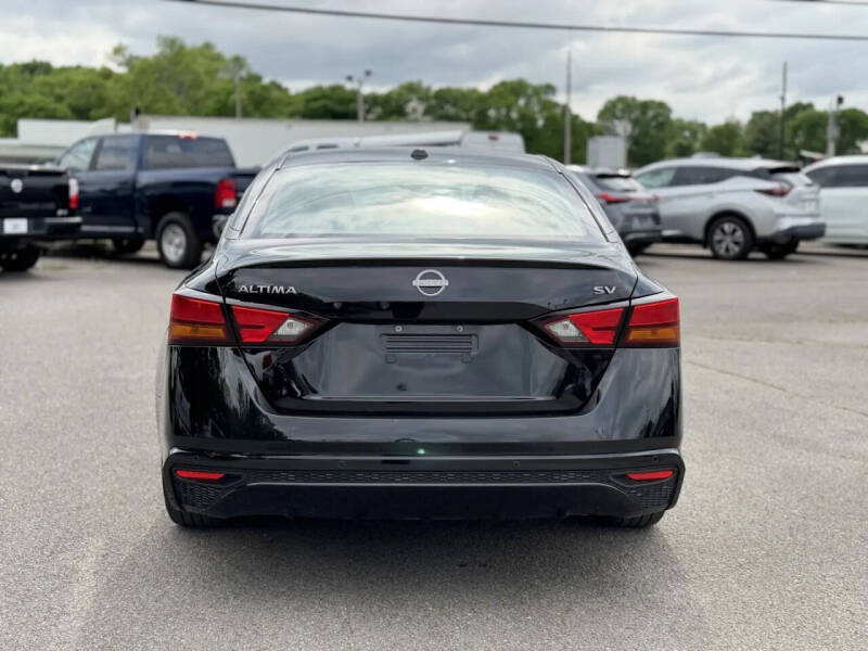 2024 Nissan Altima 2.5 SV