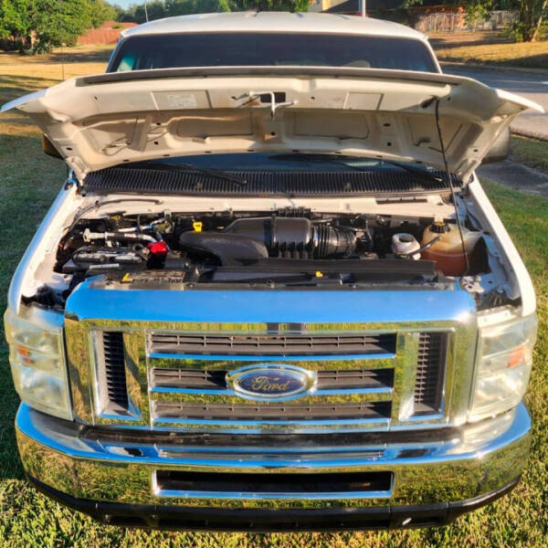 2010 Ford E-Series E-350 SD XL