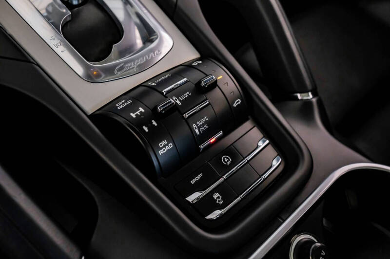 2015 Porsche Cayenne Turbo