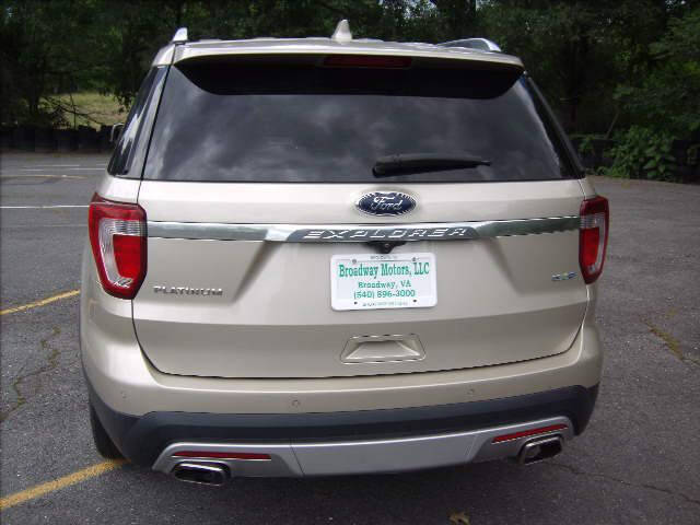 2017 Ford Explorer Platinum