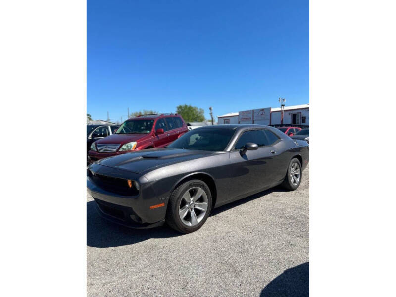 2016 Dodge Challenger SXT
