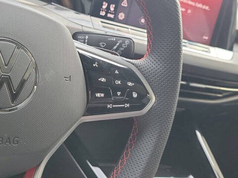 2024 Volkswagen Golf GTI Autobahn