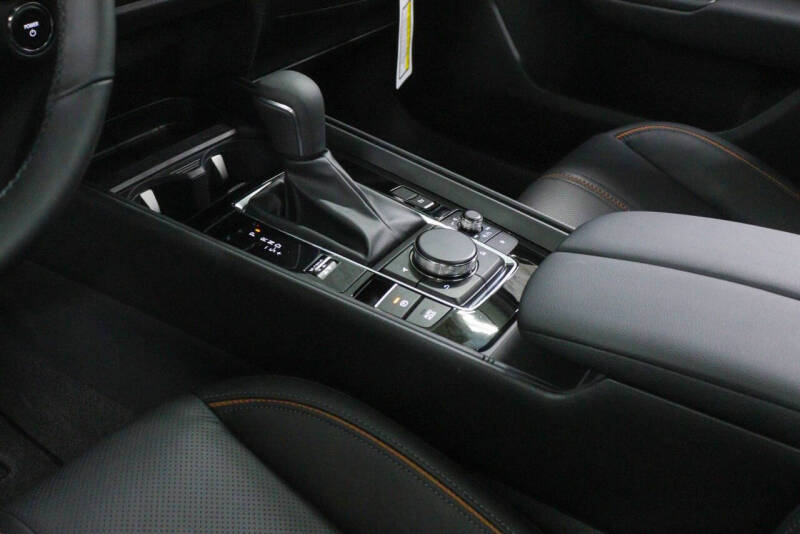 2025 Mazda CX-50 Hybrid Premium Plus