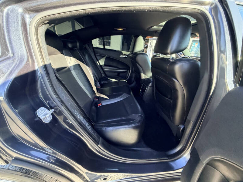 2019 Dodge Charger SXT