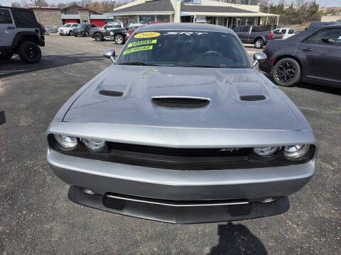 2011 Dodge Challenger SRT8 392