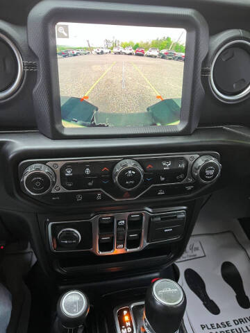 2022 Jeep Gladiator Overland