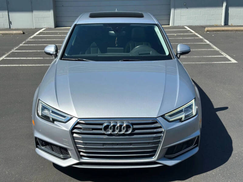 2018 Audi A4 2.0T quattro Prestige