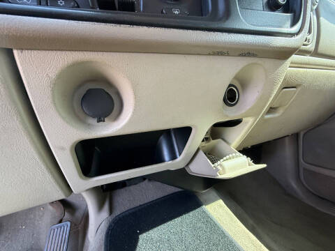 2005 Chevrolet Avalanche 1500 LS