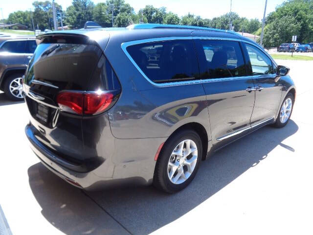 2019 Chrysler Pacifica Touring L Plus