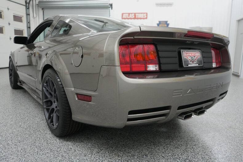 2005 Ford Mustang