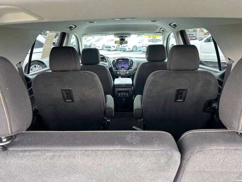 2020 Chevrolet Traverse LT Cloth