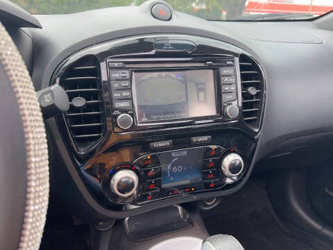 2015 Nissan JUKE SV