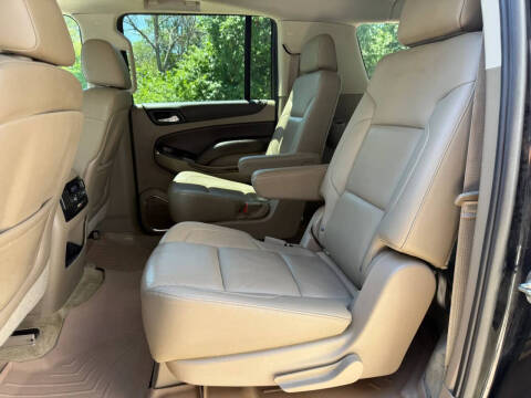 2015 Chevrolet Suburban LT
