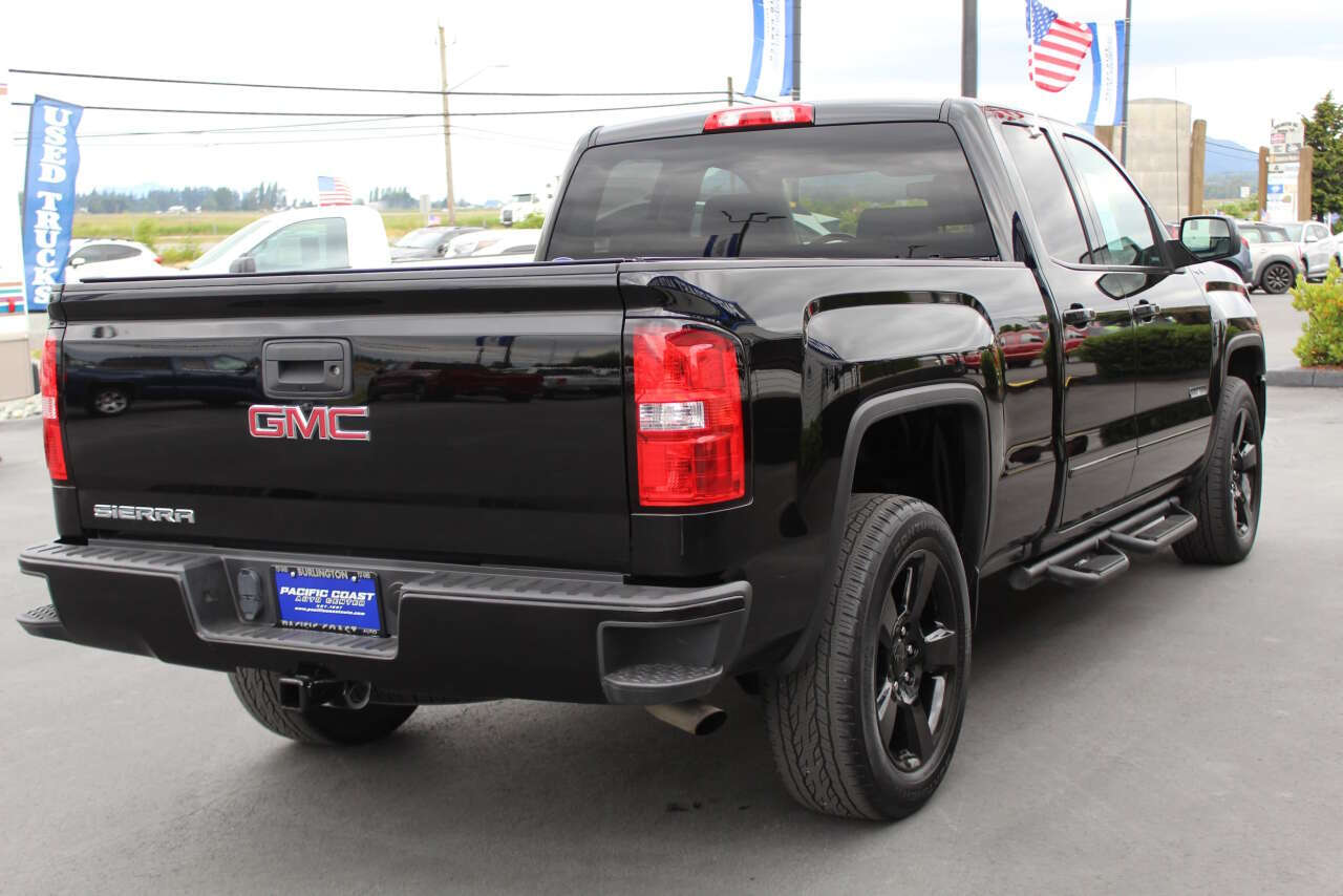 2018 GMC Sierra 1500 for sale at Pacific Coast Auto Center in Burlington, WA