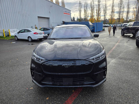 2025 Ford Mustang Mach-E GT