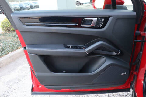 2023 Porsche Cayenne