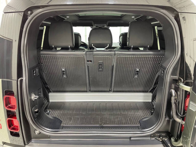 2022 Land Rover Defender 90 X-Dynamic HSE