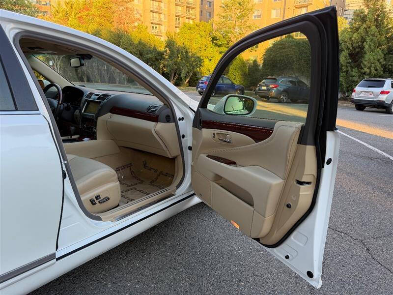 2007 Lexus LS 460