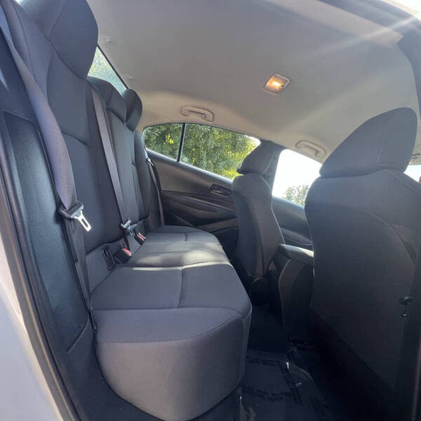 2022 Toyota Corolla LE