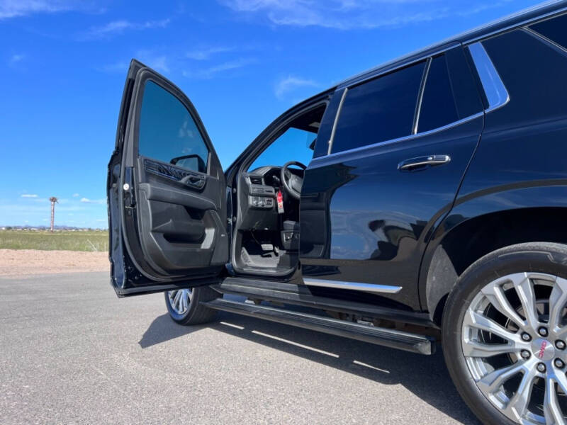 2023 GMC Yukon Denali