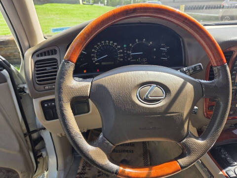 2002 Lexus LX 470