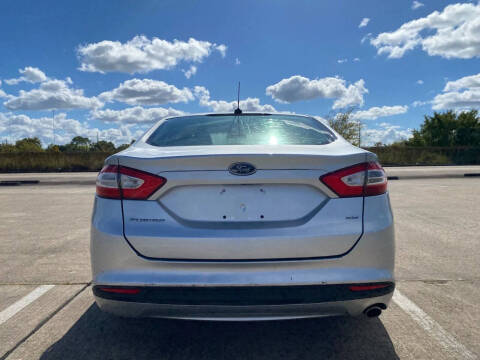 2013 Ford Fusion SE