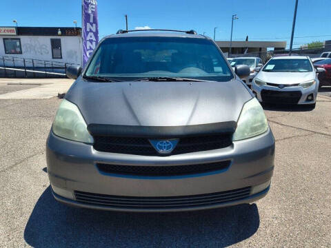2004 Toyota Sienna XLE 7 Passenger