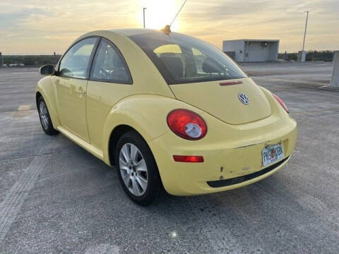 2009 Volkswagen New Beetle Base PZEV