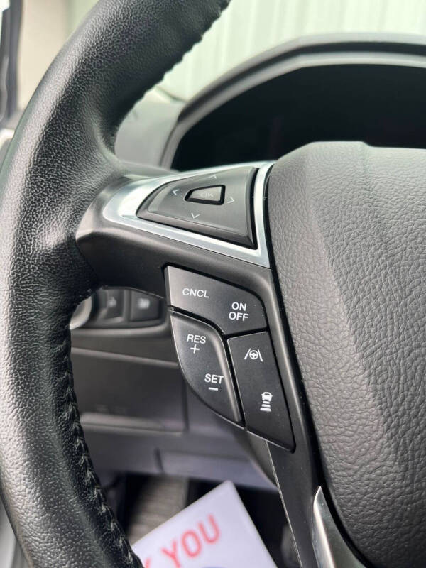 2022 Ford Edge SEL