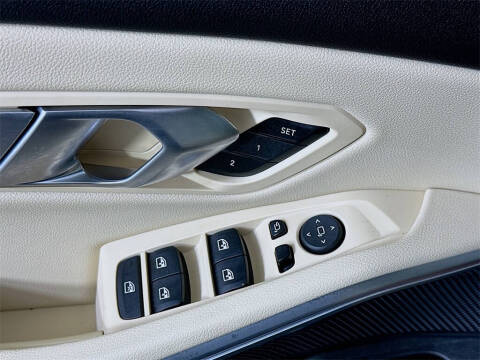 2022 BMW 3 Series 330i