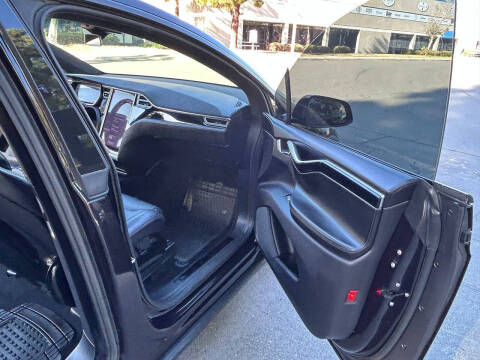 2016 Tesla Model X 75D