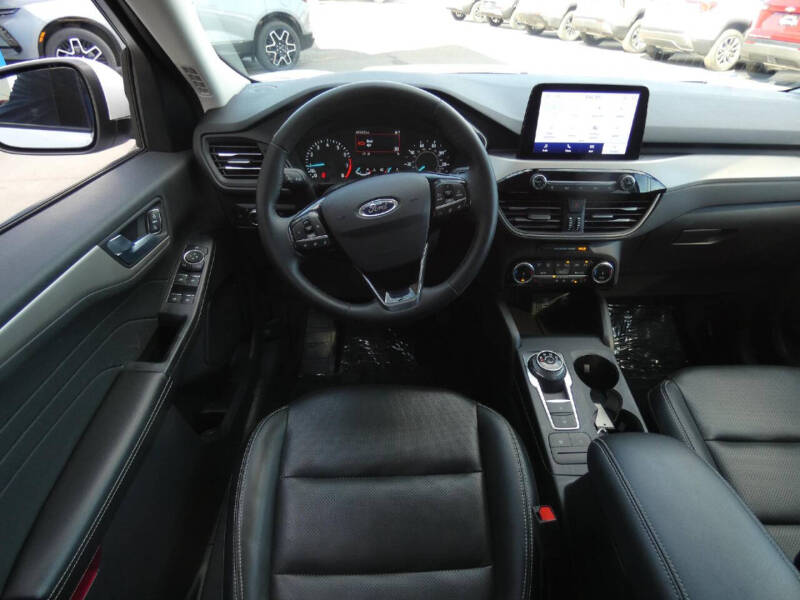 2022 Ford Escape SEL